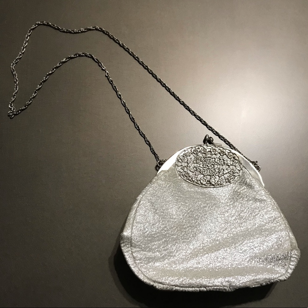 Vintage Silver Fabric Clutch Purse